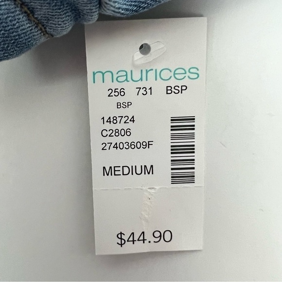 NWT MAURICES Women’s Blue Jean Shortalls Sz Medium Adjustable Waist/Buckle/strap - Picture 6 of 14